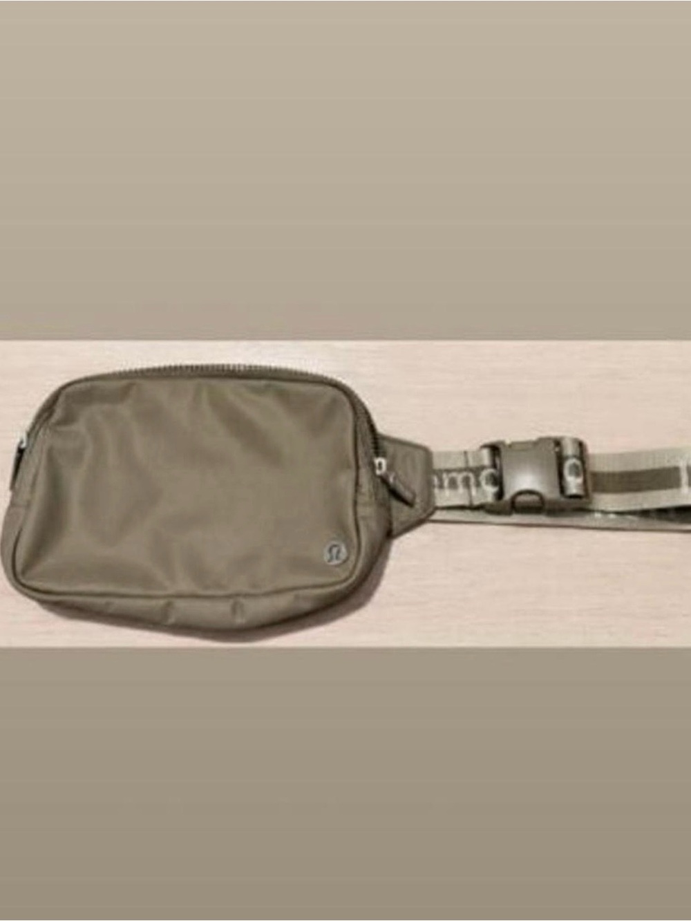 lululemon athletica Olive Waist Pack - Compact Everyday Belt Bag